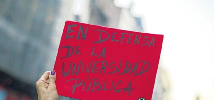 Conflicto en las universidades: gremios entrerrianos inician una semana de paros y protestas