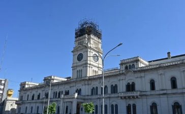El oficialismo defendió la política salarial docente