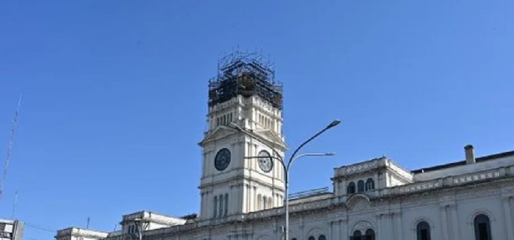 El oficialismo defendió la política salarial docente