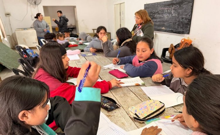 Vuelven las clases de Apoyo Escolar a los barrios de la ciudad