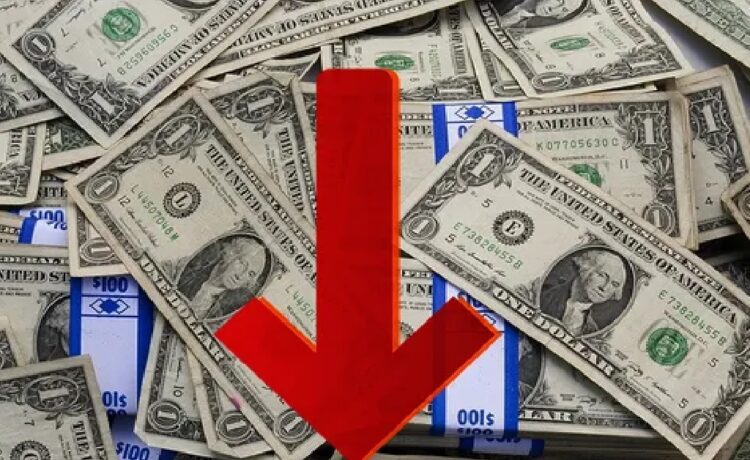 La caída del dólar: bajó de los $ 43 por primera vez en casi tres meses