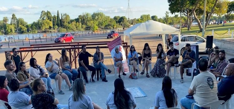 GualeConsciente: capacitación y festival artístico en Pueblo Belgrano