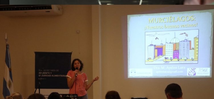 Charla sobre la importancia de los murciélagos y prevención frente a la rabia