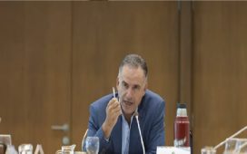 Yamandú Orsi convocó a un nuevo Consejo de Ministros con un ajuste para los combustibles en la mira