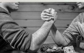 Hombres que miran a hombres: poder, cultura y el circuito cerrado de la admiración