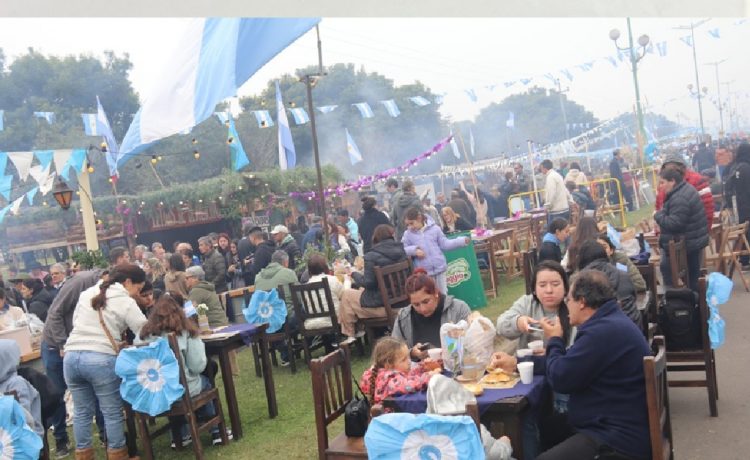 La Fiesta del 25 de Mayo continúa con inscripciones abiertas y avanza su cronograma de organización