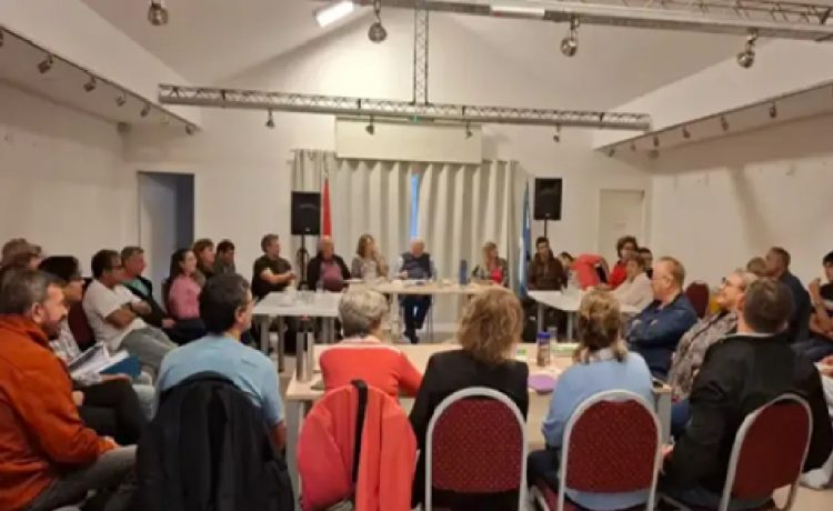 La Multisectorial en defensa de la Caja de Jubilaciones convocó a una movilización en Paraná