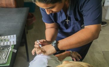 Se realizó una jornada de vacunación antigripal en el Centro de Día “De Cara al Sol”