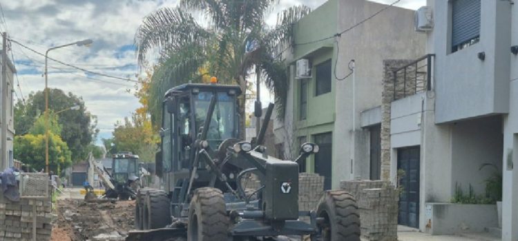 El Gobierno de Gualeguaychú reconstruye de manera integral el adoquinado de Las Casuarinas