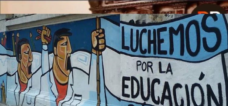 Docentes agotados y edificios que desafían las leyes de la física