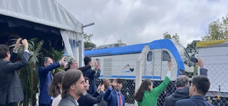 El Frente Amplio acusa al gobierno de engrosar la lista de juicios contra el Estado por el incumplimiento en el Ferrocarril Central