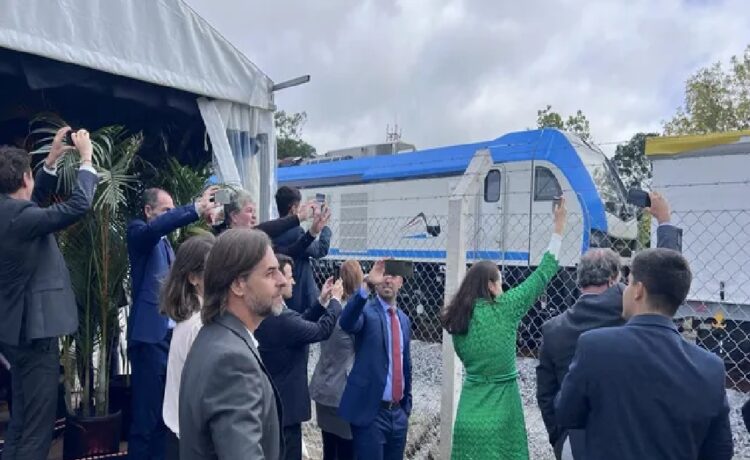 El Frente Amplio acusa al gobierno de engrosar la lista de juicios contra el Estado por el incumplimiento en el Ferrocarril Central