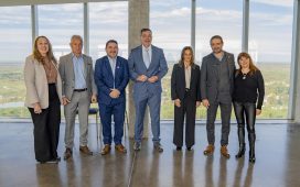 La provincia firmó un convenio para garantizar el acceso al trasplante de córneas