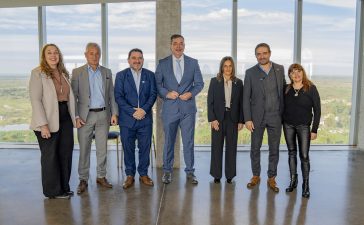 La provincia firmó un convenio para garantizar el acceso al trasplante de córneas