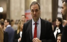 La Justicia federal citaría a indagatoria a Manuel Adorni antes de la feria de invierno