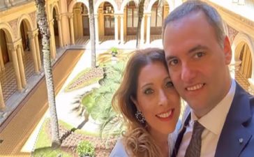 Manuel Adorni y su esposa gastaron $85 millones en tarjetas de crédito durante 2025