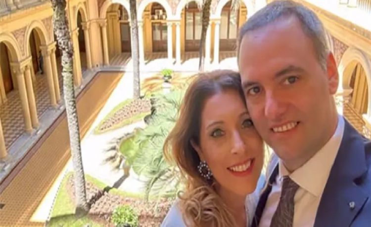 Manuel Adorni y su esposa gastaron $85 millones en tarjetas de crédito durante 2025