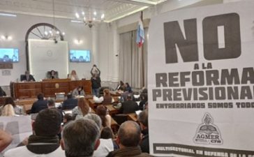 El oficialismo frenó el giro de la reforma previsional a cuatro comisiones