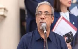 “La Multisectorial va a largar un documento que va a ser una primera síntesis de la evaluación que hacemos del proyecto del gobierno y la semana que viene vamos a definir un plan de acción que vamos a dar a conocer a la sociedad”, adelantó Segura.