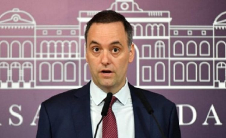 El Congreso pone a Adorni contra las cuerdas: interpelación y moción de censura