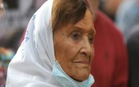 Murió Taty Almeida, presidenta de Madres de Plaza de Mayo y símbolo de la lucha contra la impunidad