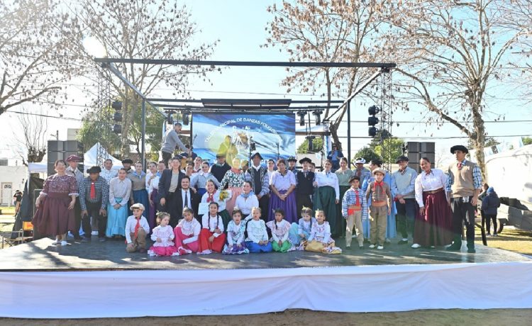 Grilla de artistas confirmada para la Gran Fiesta de la Bandera en Pueblo Belgrano