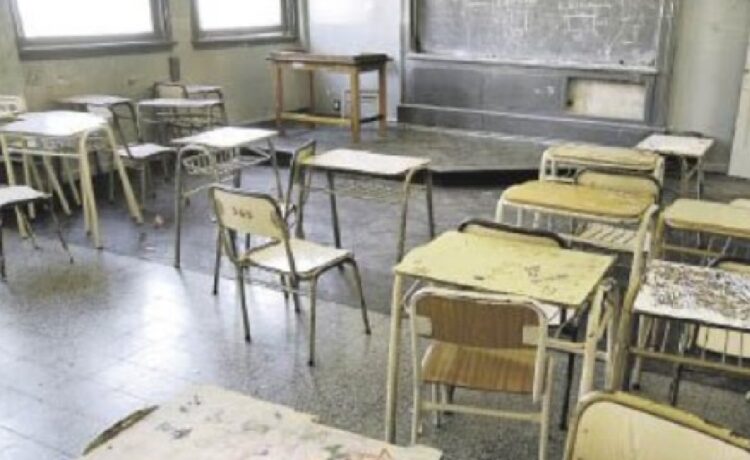 Tactagi: “En las escuelas de cada tres ventiladores uno funciona”