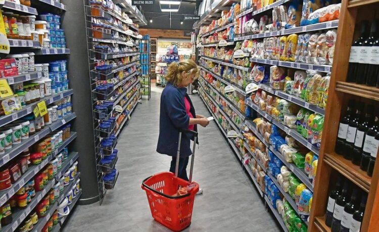 El comercio creció 3,4% en el último trimestre del año pasado, con efectos dispares de Argentina y Brasil