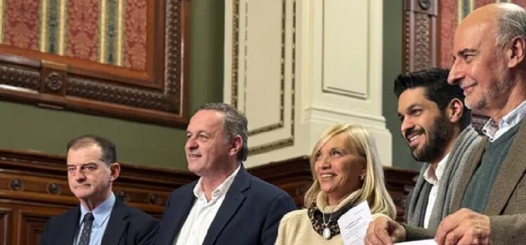 La Coalición Republicana repartirá sus cargos en empresas públicas con proporción electoral