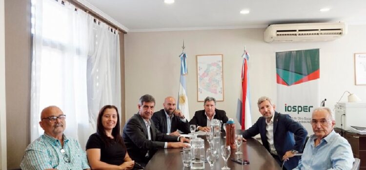 Frigerio anunció que sellaron acuerdo con médicos para eliminar el cobro de plus a los afiliados a IOSPER