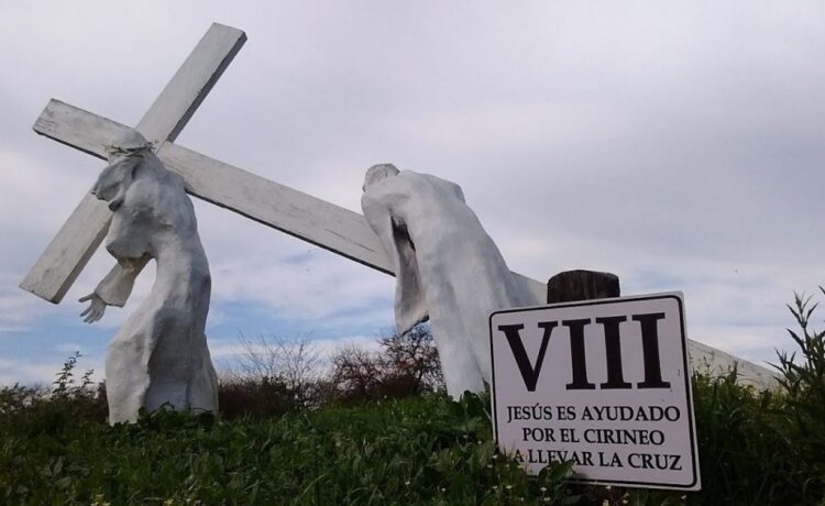Gualeguaychú: La Municipalidad avanza con la restauración del Vía Crucis del Parque Unzué y el Cristo de la Hermandad