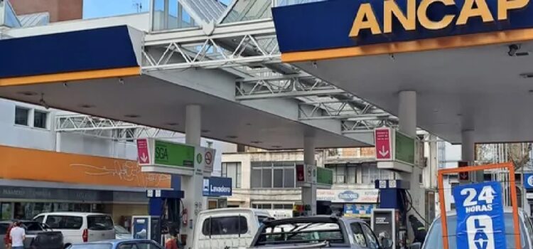 Ancap y los combustibles siguen en el centro de la disputa entre el gobierno y la oposición