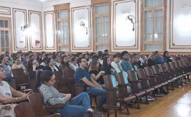 Se capacitaron más de 980 estudiantes de la ENOVA sobre simulacro de evacuación de incendios