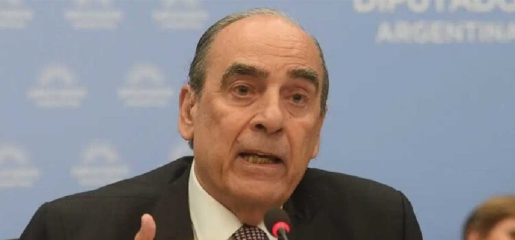 Francos: “No se ha presentado ante la CARU el proyecto para la instalación de la Planta HIF Global”