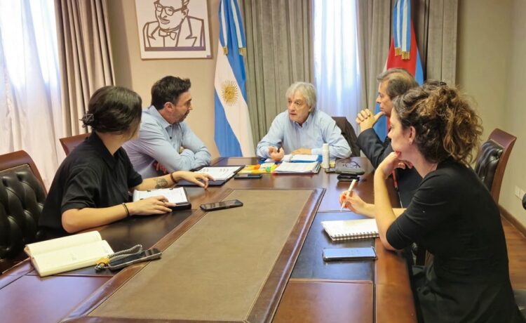 Gualeguaychú afianza vínculos en la Ciudad de Buenos Aires para impulsar el turismo y promover la cultura local