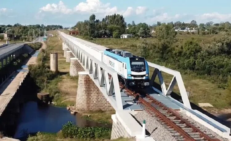 El gobierno avanza en un acuerdo por el Ferrocarril Central, aunque preocupa el monto de la deuda