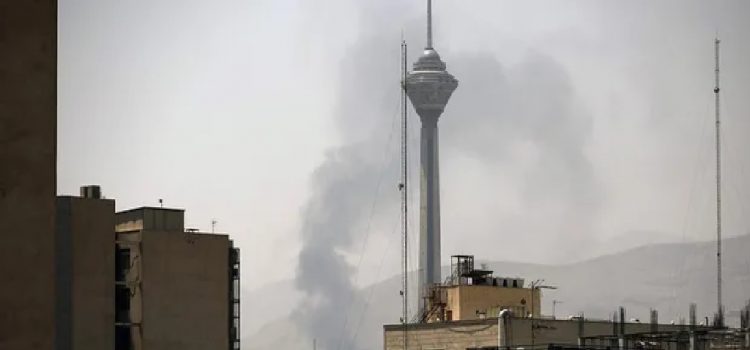 El gobierno busca evacuar al embajador y cónsul de Uruguay en Teherán ante la escalada del conflicto