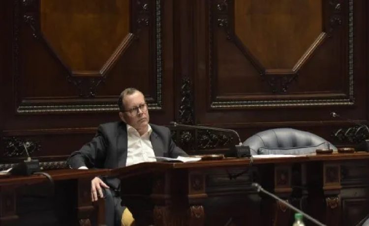 "Blancos y colorados tendrán que repensar el trato con Cabildo Abierto", advirtió Álvaro Perrone tras la Rendición de Cuentas