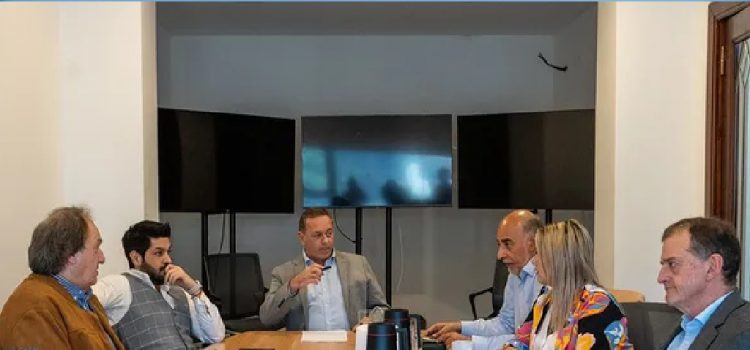 Sube la tensión al interior de la Coalición Republicana, mientras algunos dirigentes llaman a "desdramatizar"
