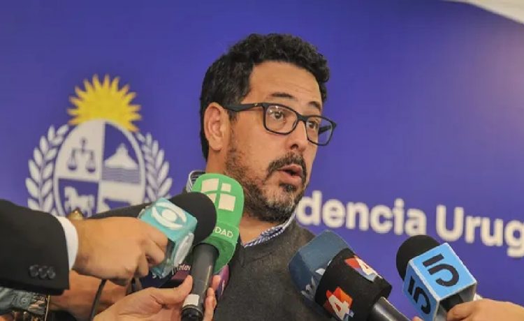 Alejandro Sánchez acusó a la oposición de querer "trancar" las iniciativas del gobierno