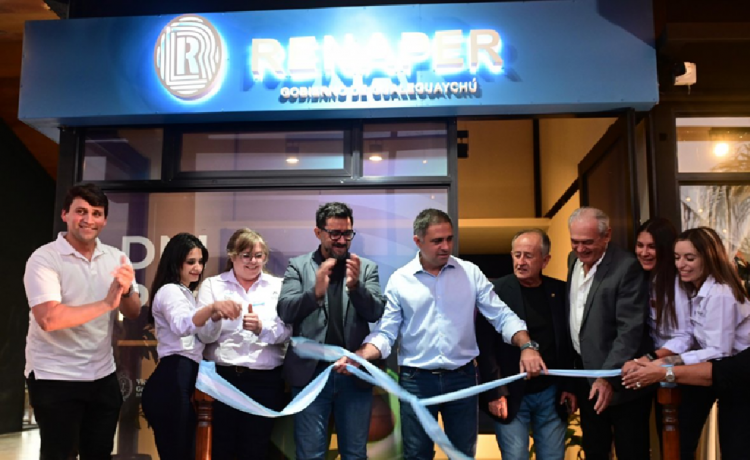 Davico inauguró la nueva Oficina del RENAPER en el Mercado del Munilla