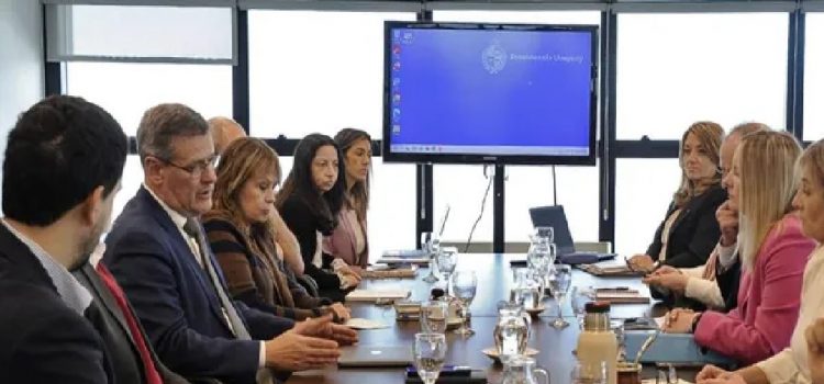 Uruguay refuerza su defensa contra el lavado de dinero y el terrorismo