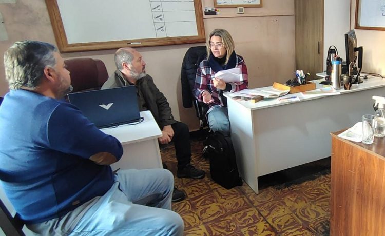 Reunión de coordinación y de planificación entre la Dirección de Obras de la Intendencia y el Municipio de Young