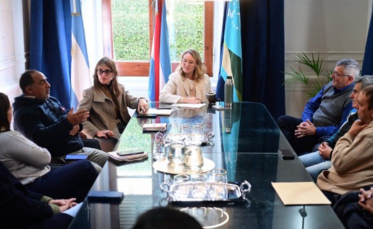 Clubes y autoridades dialogaron sobre la regulación de espectáculos públicos