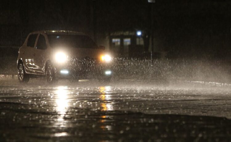 Uruguay: Temperaturas “no muy altas” para el fin de 2024 y lluvias el 31, el pronóstico de Serra