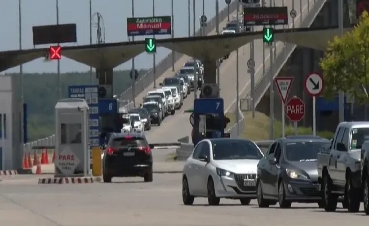 Más de 143.000 turistas argentinos ingresaron a Uruguay en el fin de año