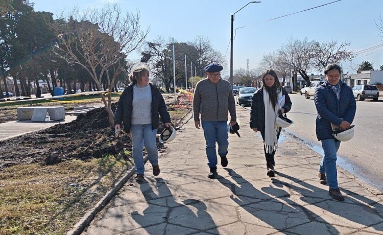 Carlos Sobrino recorrió Young en su primera visita técnica tras el cambio de autoridades