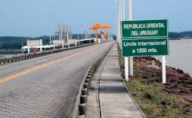 Uruguay aprueba beneficios fiscales en la frontera para enfrentar la diferencia cambiaria con Argentina