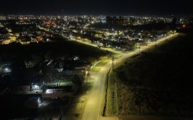 Instalaron 40 columnas de iluminación pública a lo largo de casi 2 km de Calle de las Tropas
