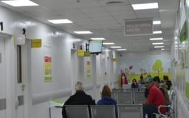 El Gobierno presentó un proyecto para arancelar la universidad y la salud para extranjeros sin residencia